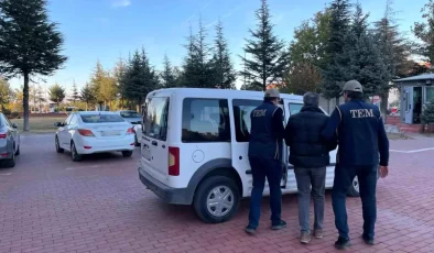 Isparta’da FETÖ ve DEAŞ ile İlgili Üç Teröristin Yakalanması